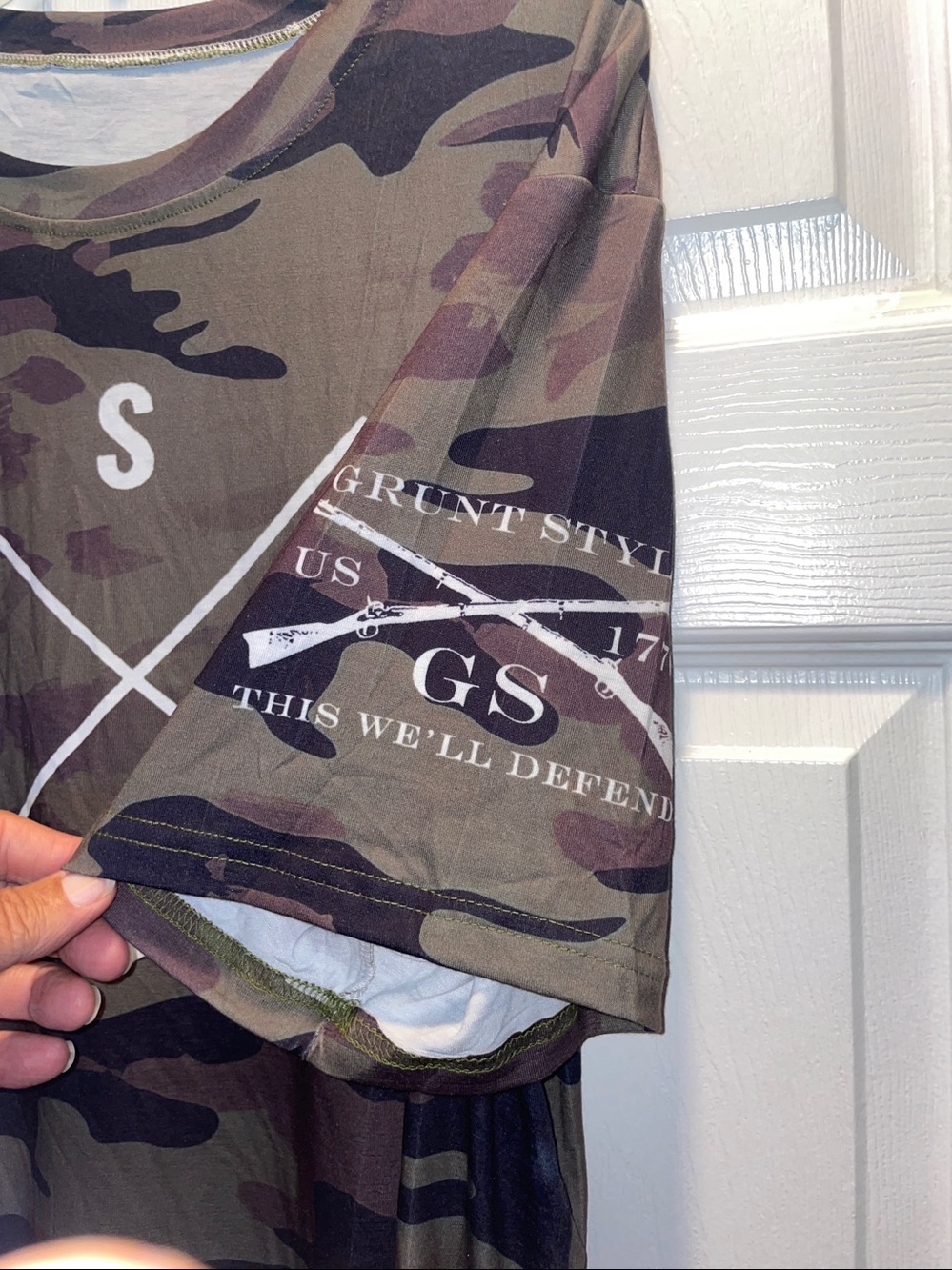 USA Camo Short Sleeve Men’s Shirt - Picture 2 of 4